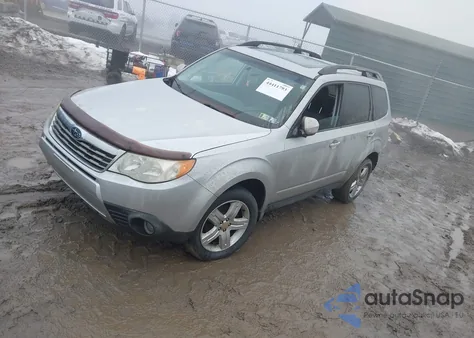 2010 Subaru Forester 2.5X Premium из США, поврежденный, VIN JF2SH6CC8AH900871